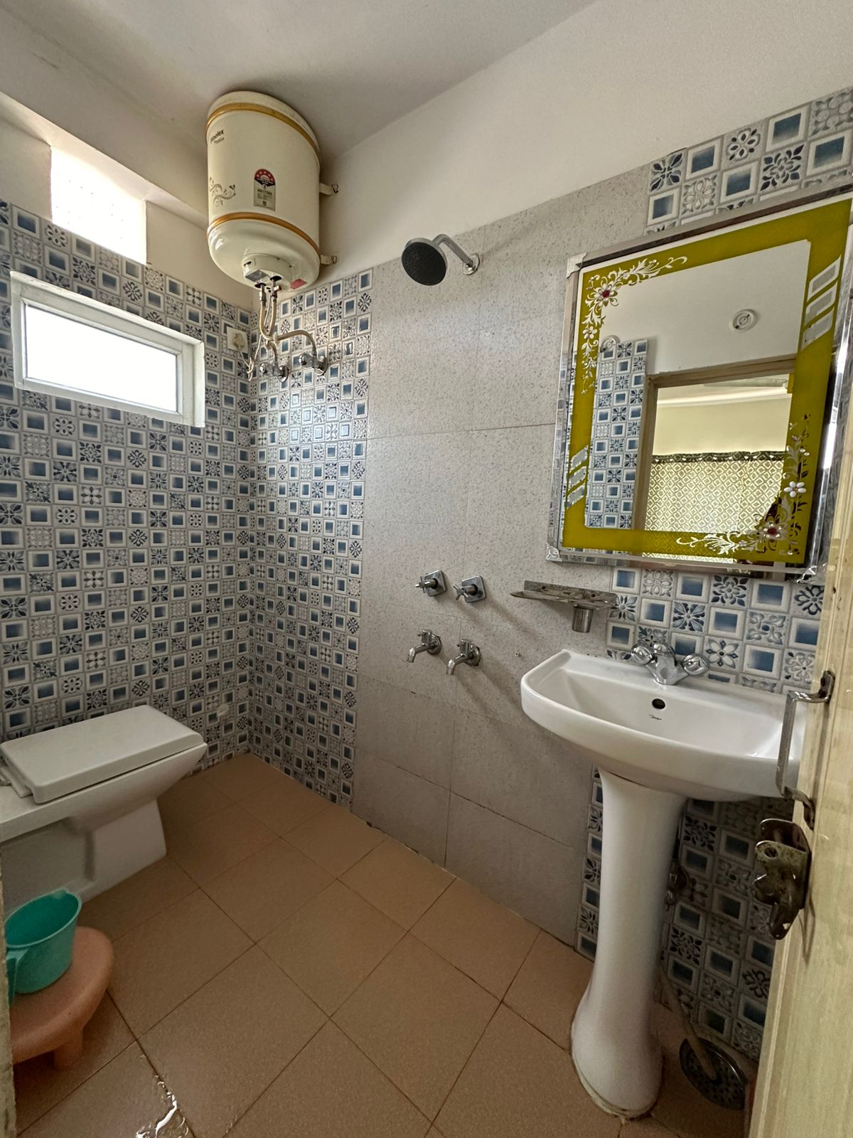 Room 4